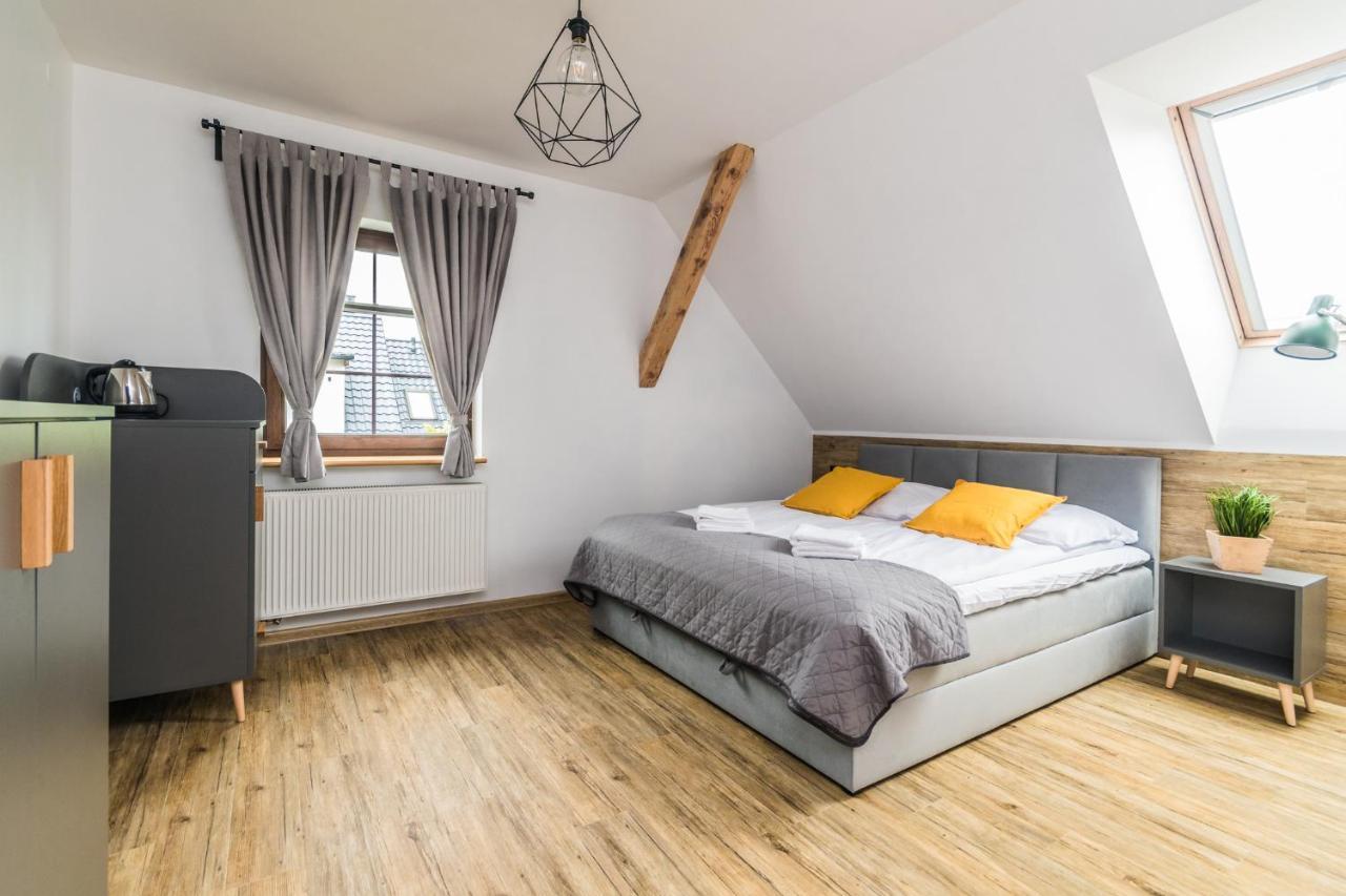 Hupkas Apartementy I Pokoje Янтар Екстериор снимка