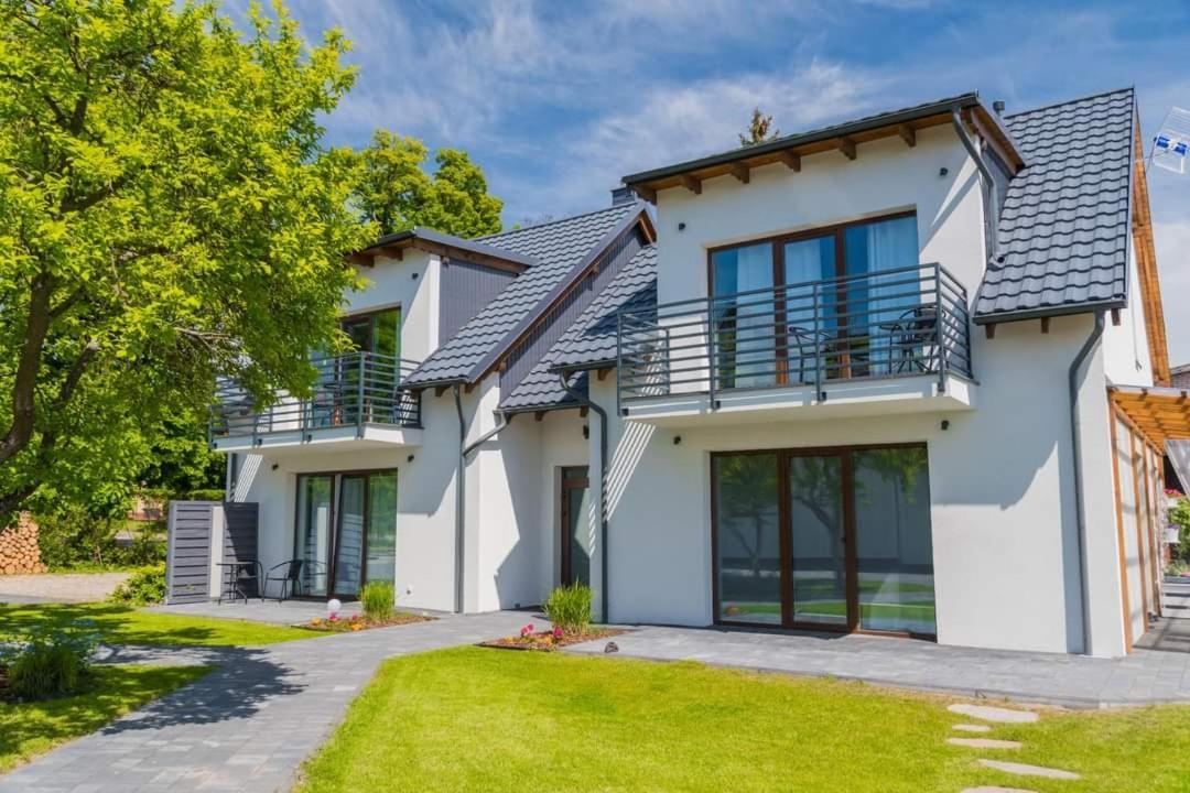 Hupkas Apartementy I Pokoje Янтар Екстериор снимка
